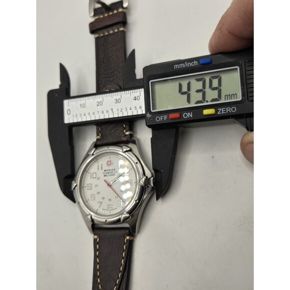Wenger Swiss Military Men's 43mm Silver Tone Watch. New Leather Band + Battery - Picture 8 of 14